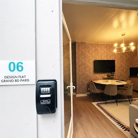 Apartment 06 - Designed Flat Grands Boulevards